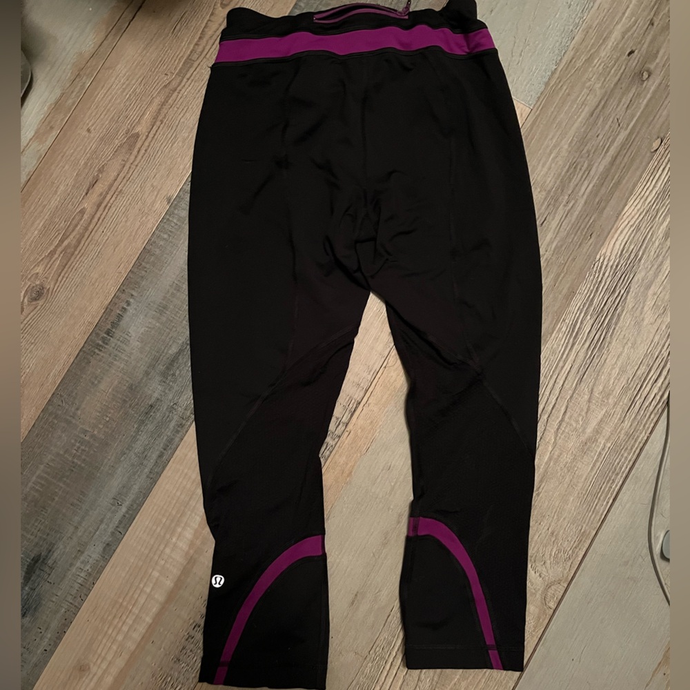 Lululemon Size 8 Crop Legging